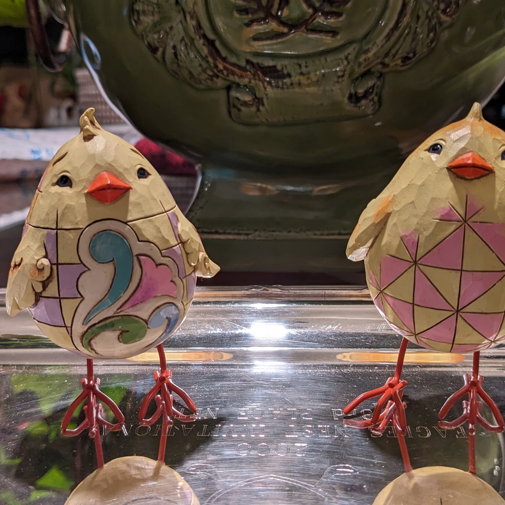 Jim Shore Original Colorful Happy Chicks Mint Condition
